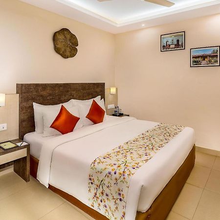 Hotel White Rose Igi Airport New Delhi Extérieur photo