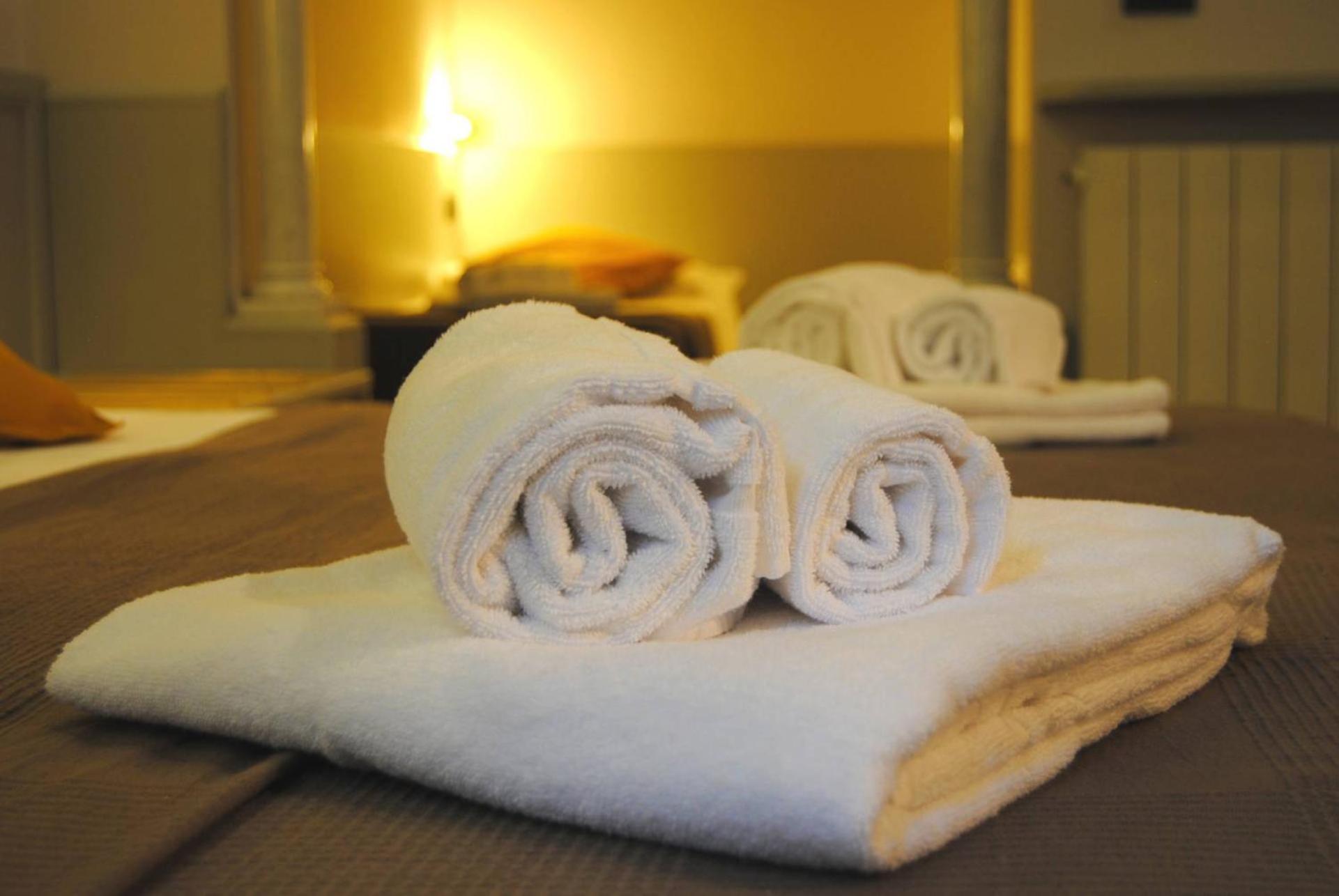 Hotel White Rose Igi Airport New Delhi Extérieur photo